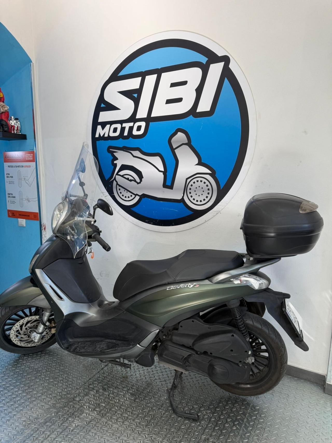 Piaggio Beverly 300