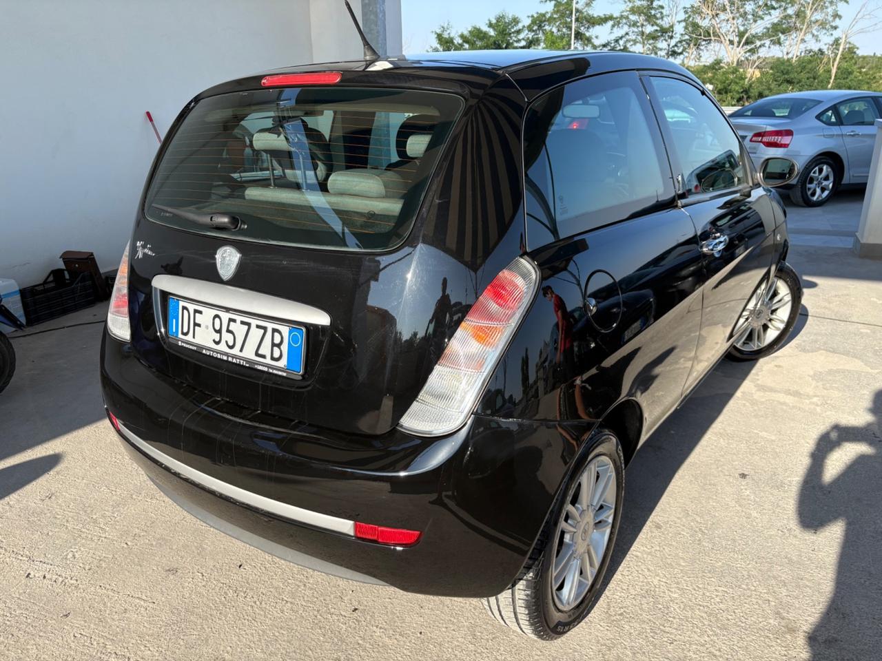 Lancia Ypsilon 1.2 Passion 148000km!