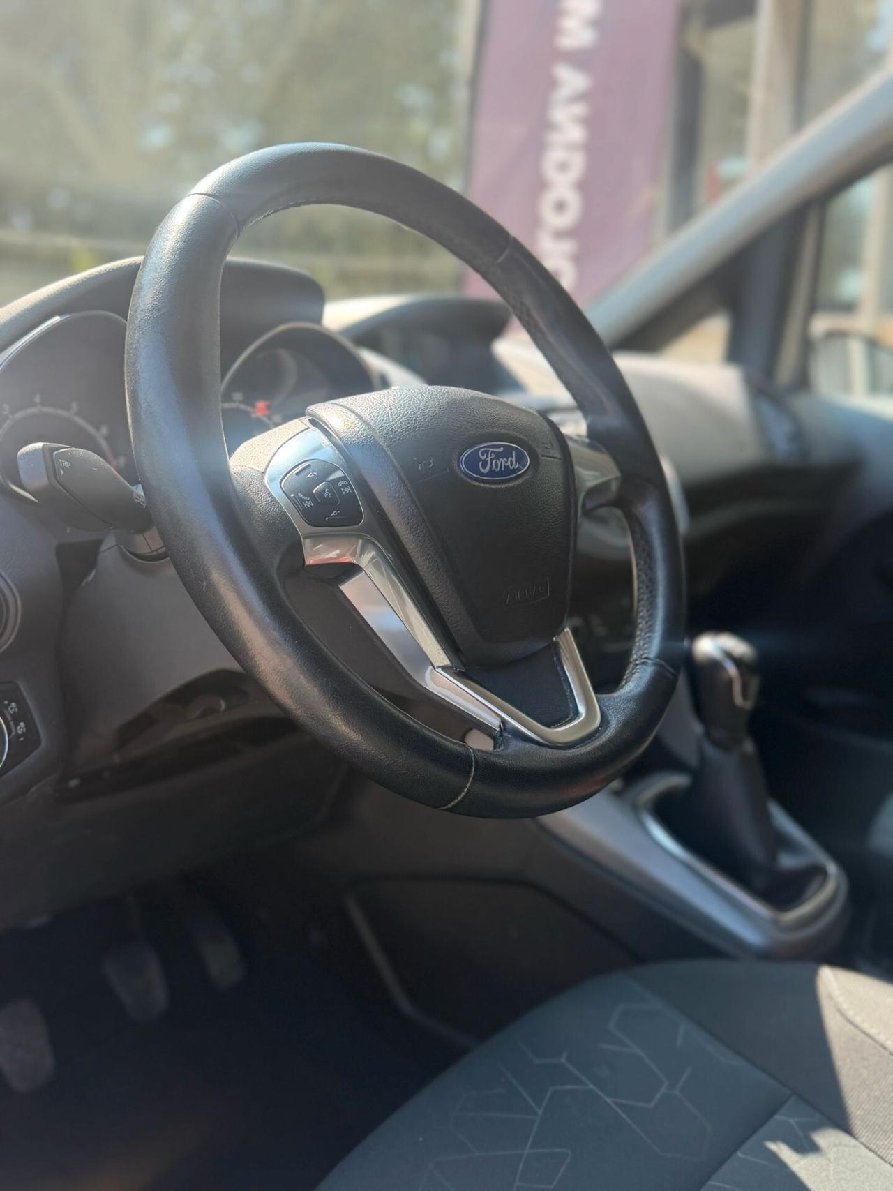 Ford B-Max 1.4 90 CV GPL