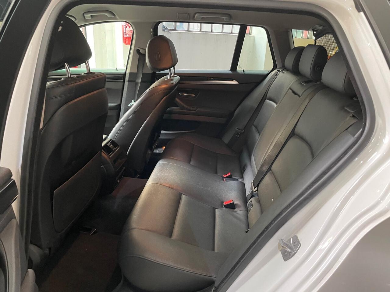 Bmw 520 520d xDrive Touring Luxury