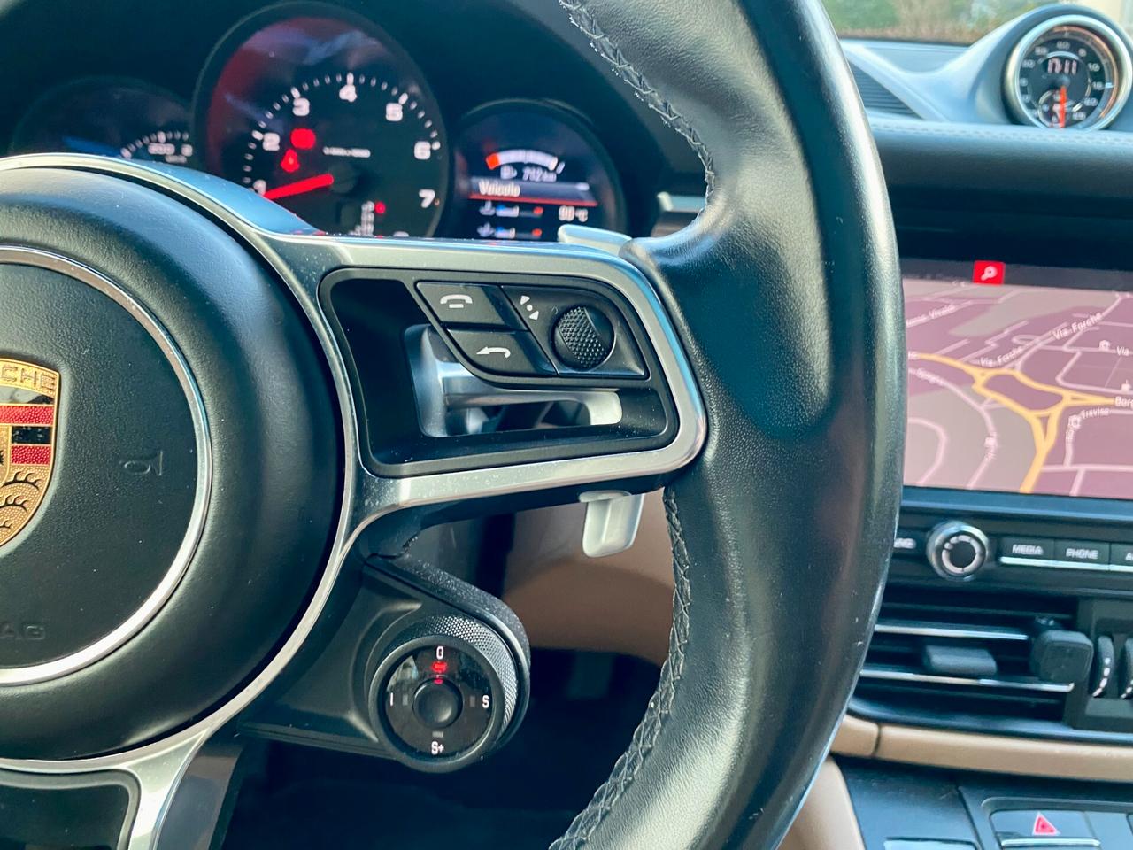 Porsche Macan 2.0 245cv pdk