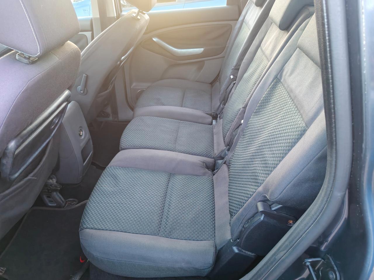 Ford C-Max 1.6 TDCi 110CV Titanium