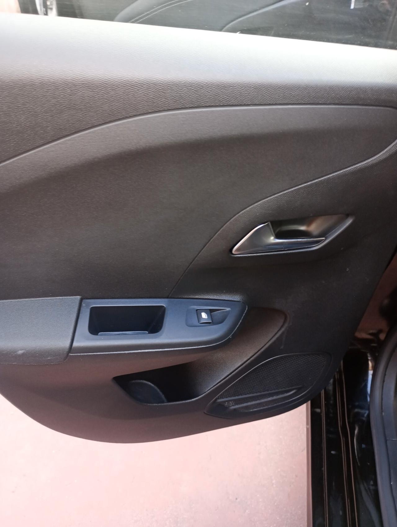 Opel Corsa 1.5 D 100 CV GS Line