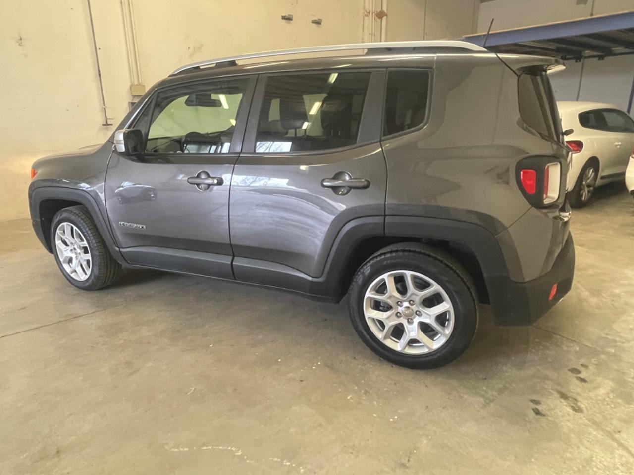 Jeep Renegade 1.6 Mjt 120 CV anno 2018 .€13800