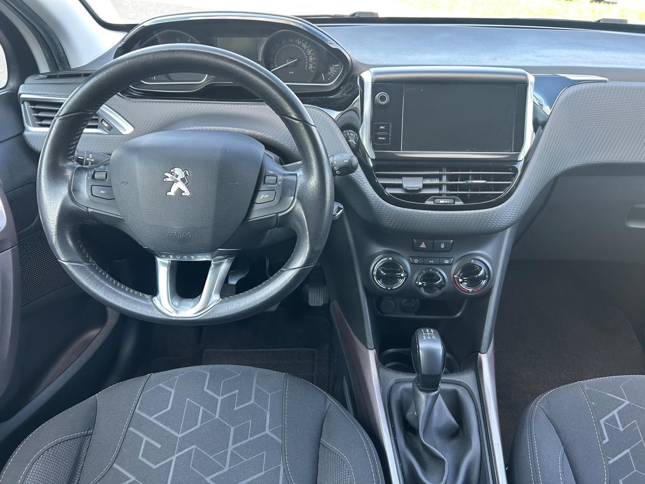 Peugeot 2008 PureTech 82 Allure *Neo patentati *