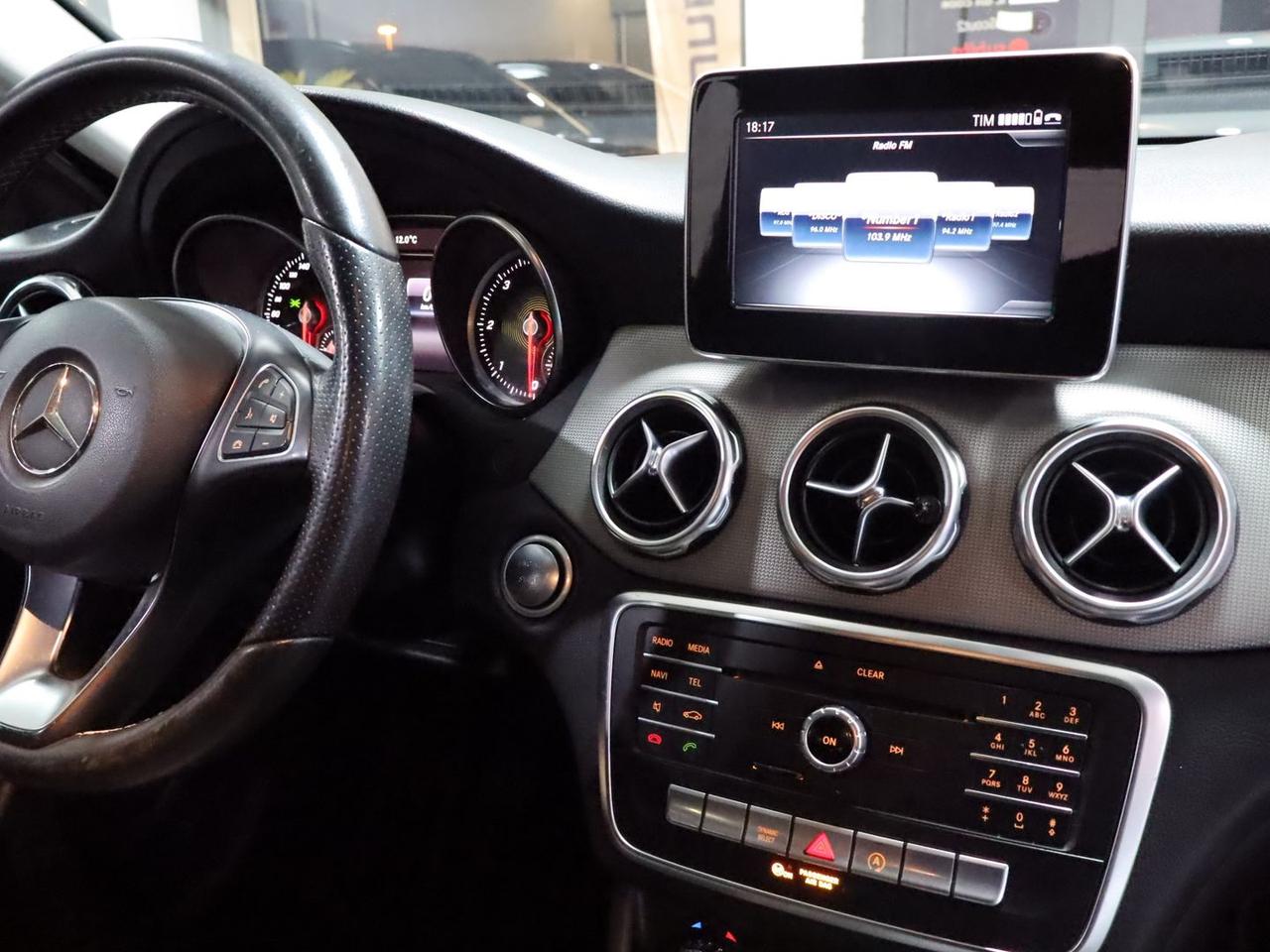 Mercedes-Benz GLA 180 Business GLA 180 D #9265