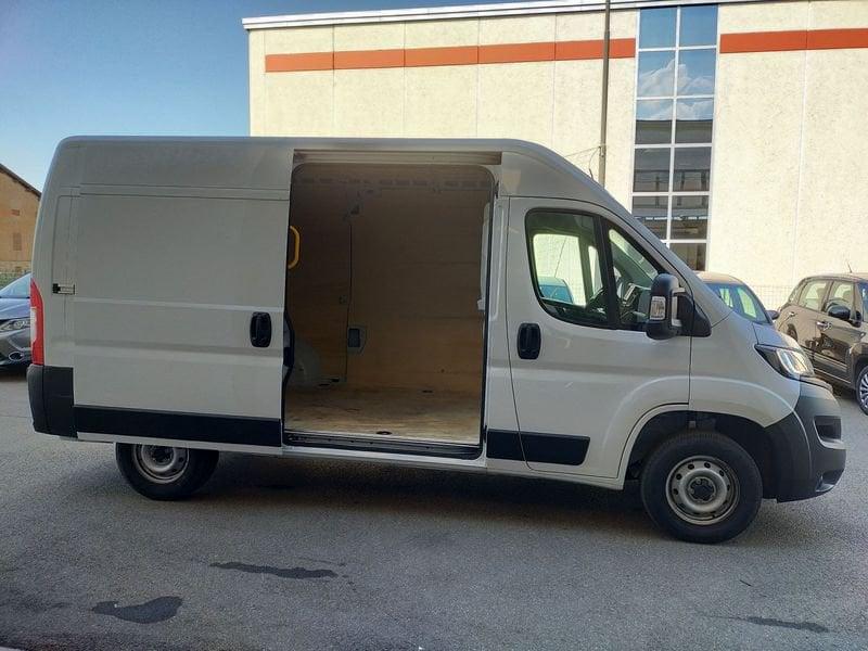 FIAT Ducato 33 2.2 Mjt 140CV PM-TM H2-L2 Furgone
