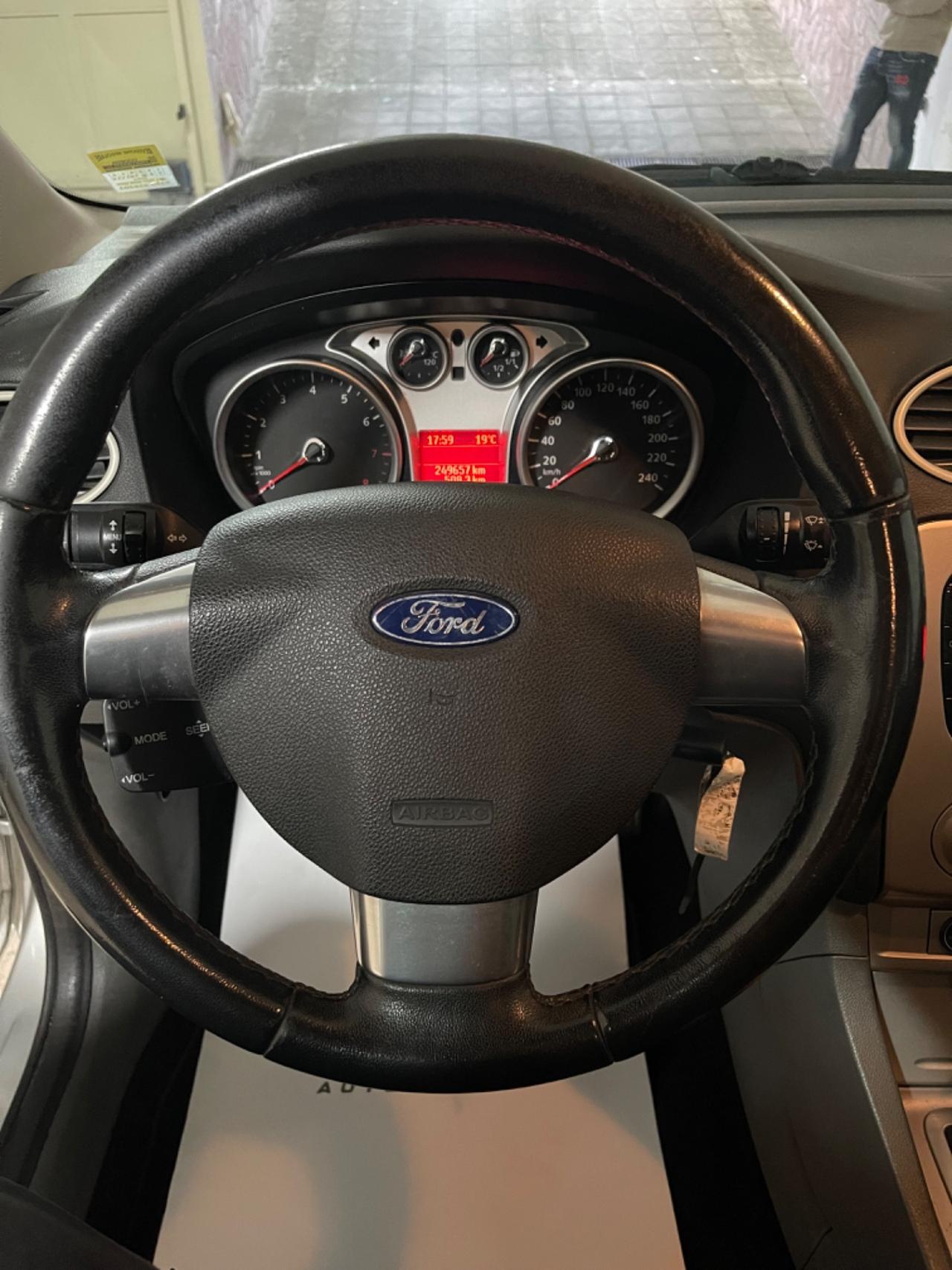 Ford Focus 1.6 (115CV) SW Bz.- GPL Titanium