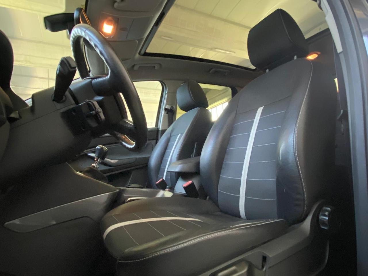 Ford Kuga 2.0 TDCi 136 CV 2WD Titanium