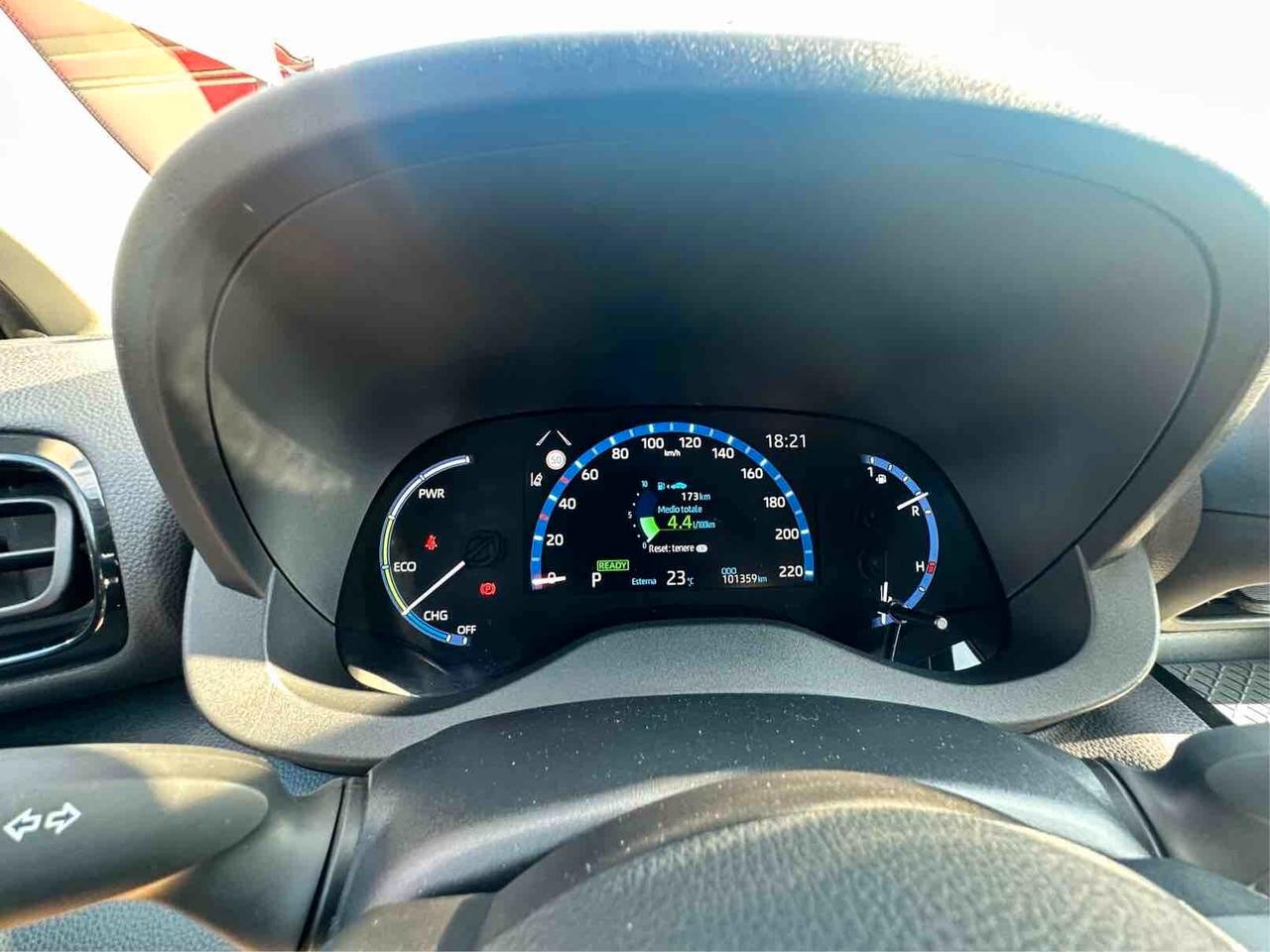 Toyota Yaris Cross 1.5 Hybrid 5p. E-CVT Business