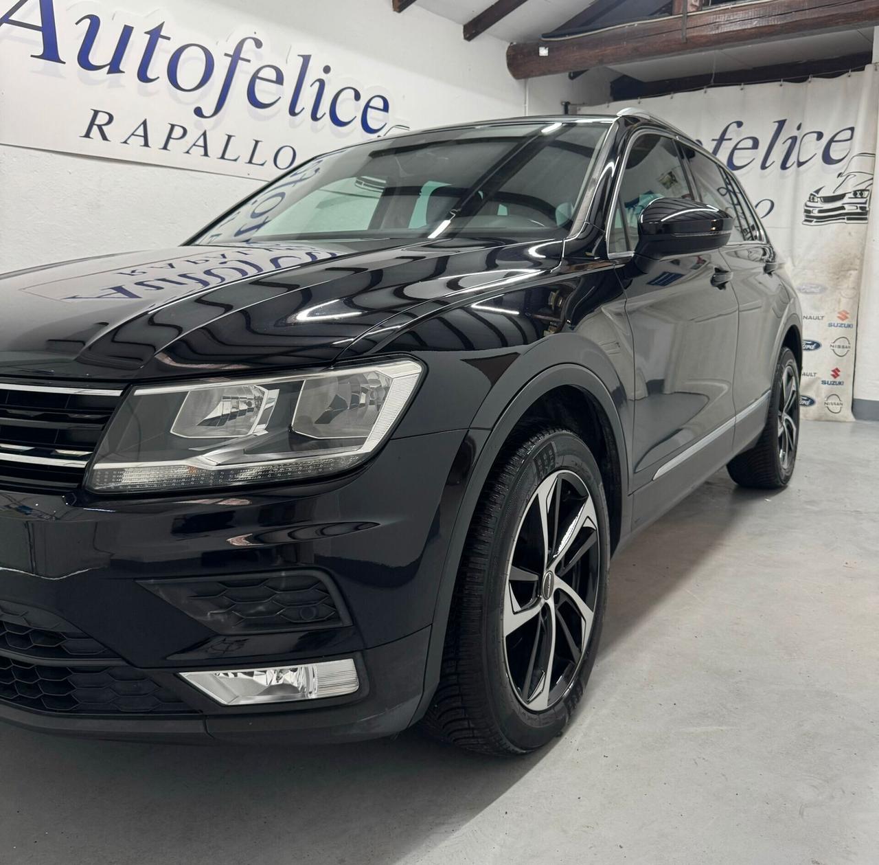 Volkswagen Tiguan 2.0 TDI SCR DSG 4MOTION Business BMT