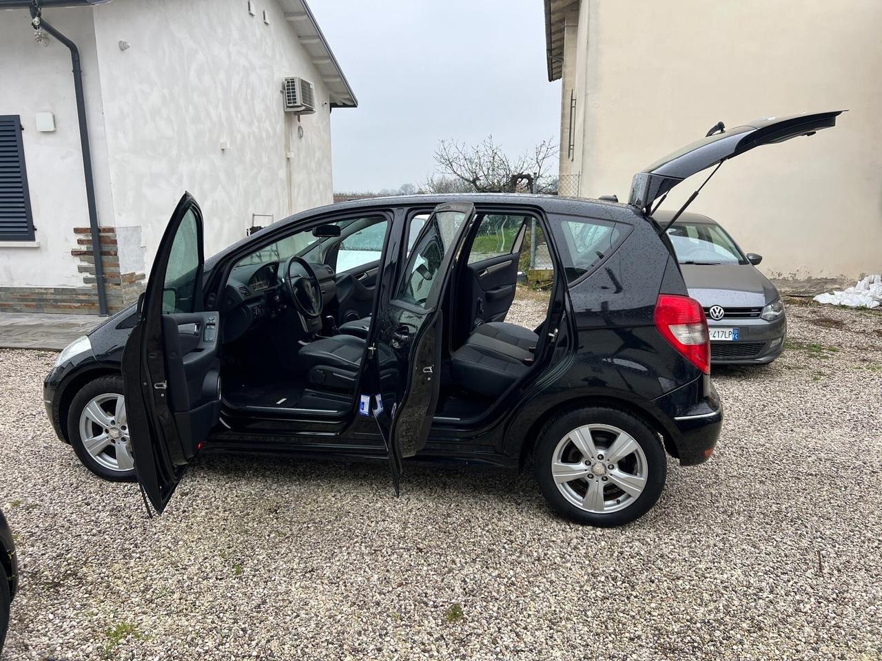 Mercedes-benz A 160 BlueEFFICIENCY Special Edition