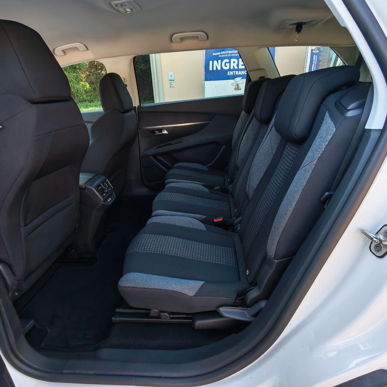 Peugeot 5008 BlueHDi 130 S&S EAT8 Business