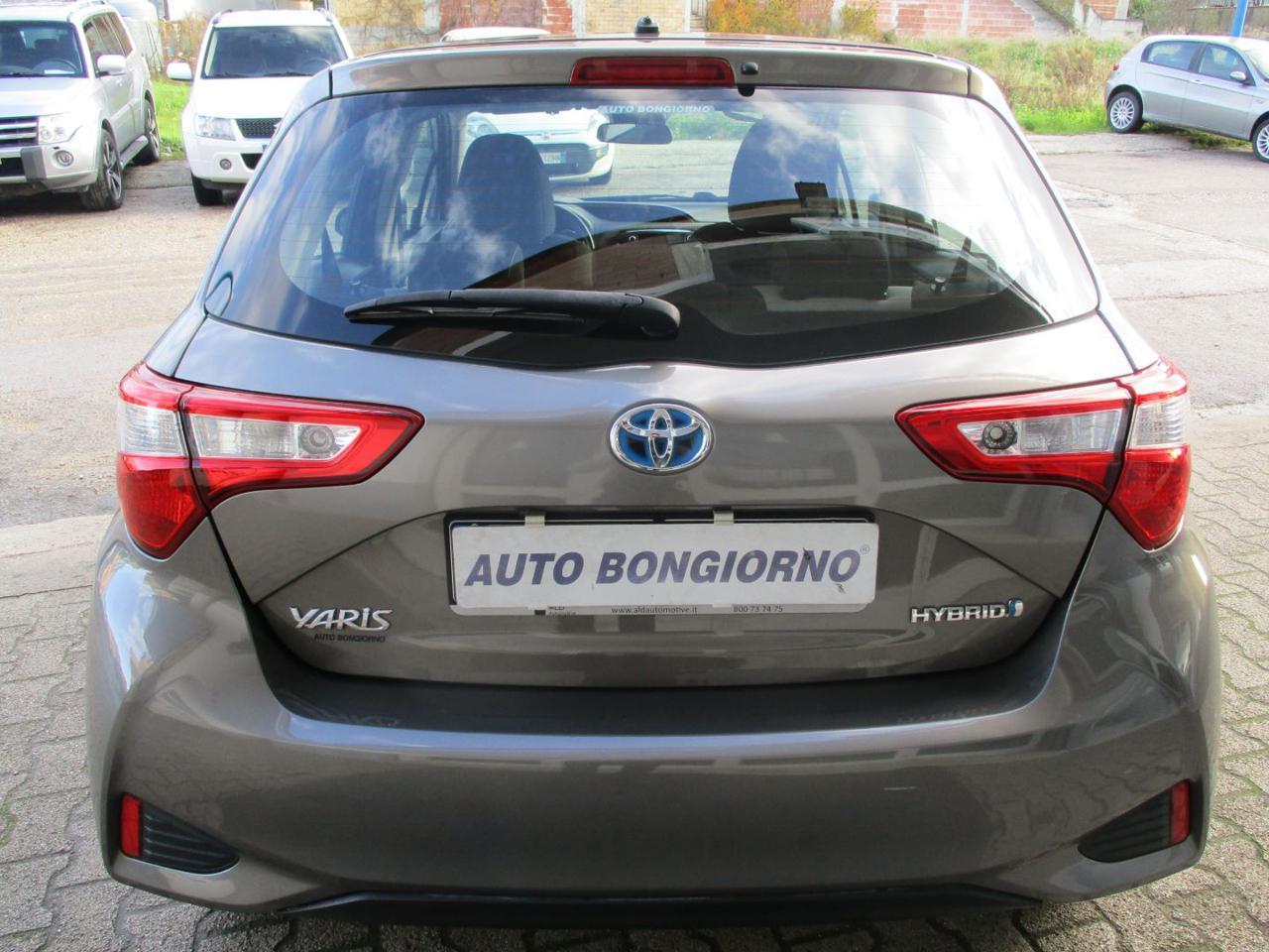 TOYOTA Yaris 1.5 Hybrid 5 porte Business