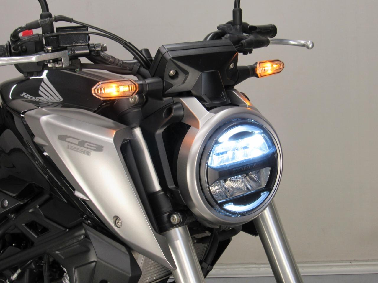 Honda CB 125 R 11KW PATENTE A1 E B