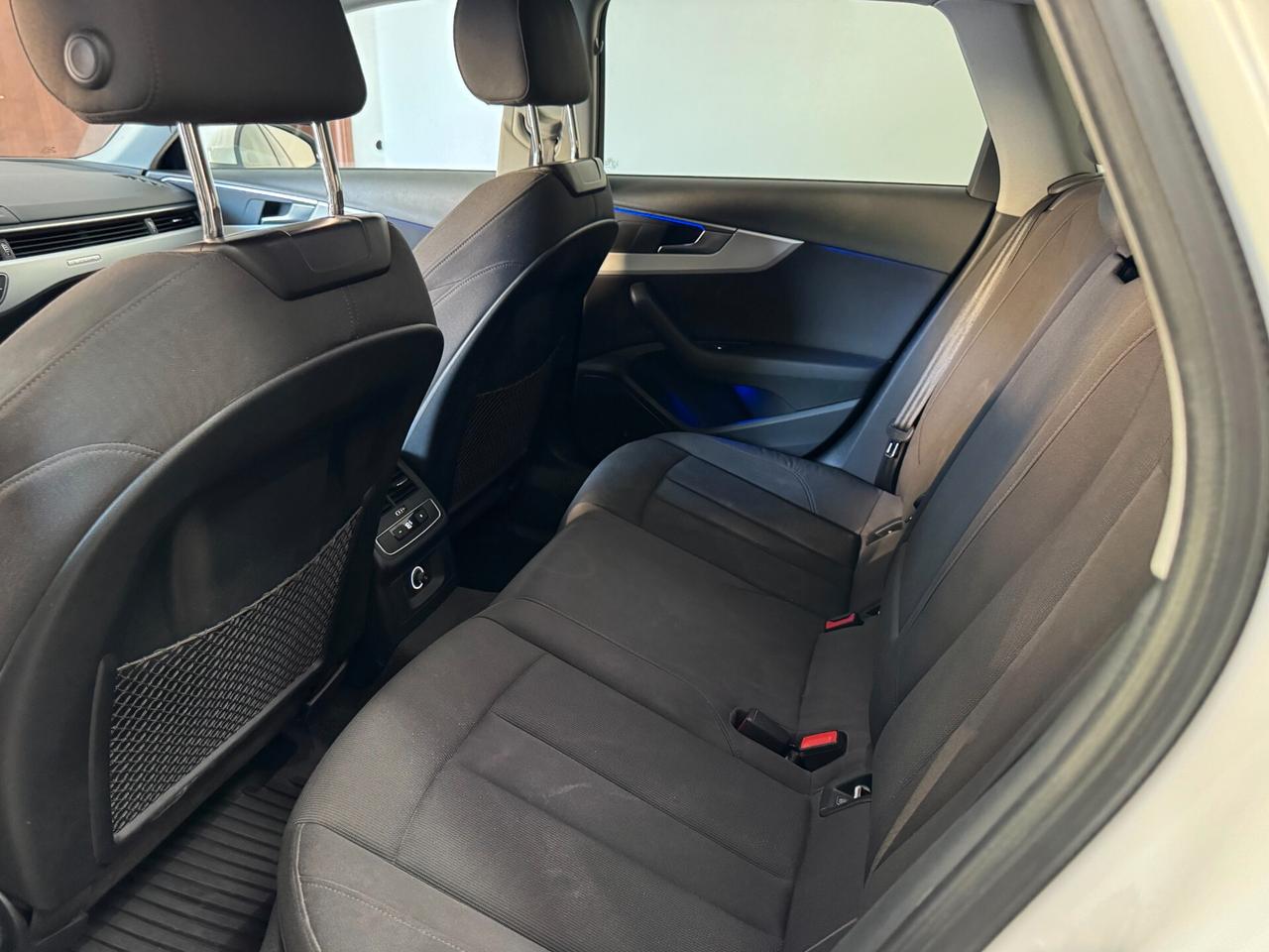 Audi A4 allroad 2018 2.0 TDI Business Evolution