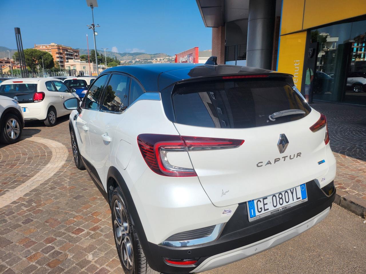 Renault Captur Plug-in Hybrid E-Tech 160 CV Intens