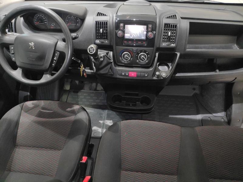Peugeot Boxer Boxer 333 2.2 BlueHDi 165 S&S PM-TM*con PEDANA POSTERIORE INTERNA RIPIEGABILE*GARANTITA*