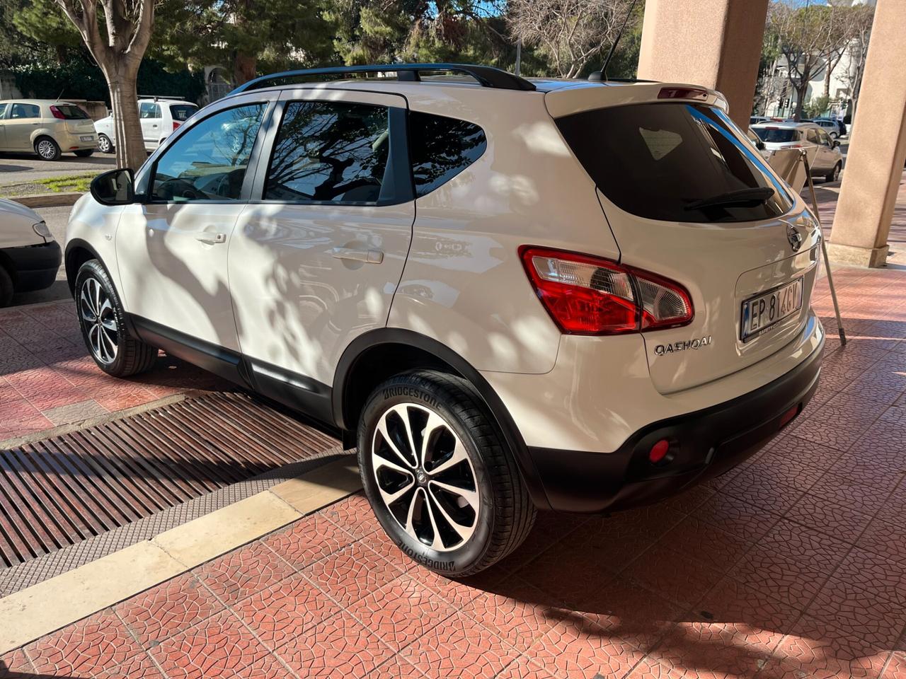 Nissan Qashqai 1.5dCi Tekna garantita-2013