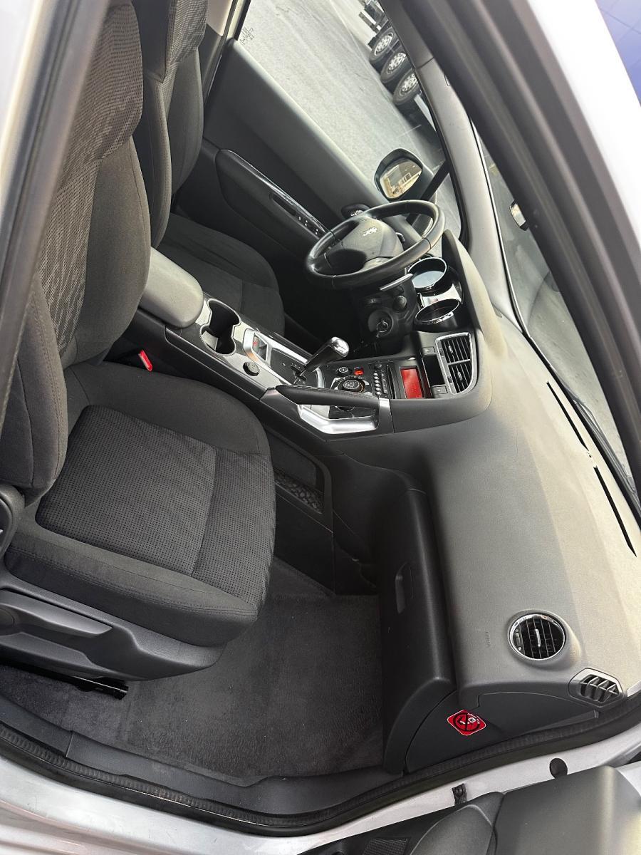 PEUGEOT - 3008 - 1.6 e-HDi 115 CV c.r. Business