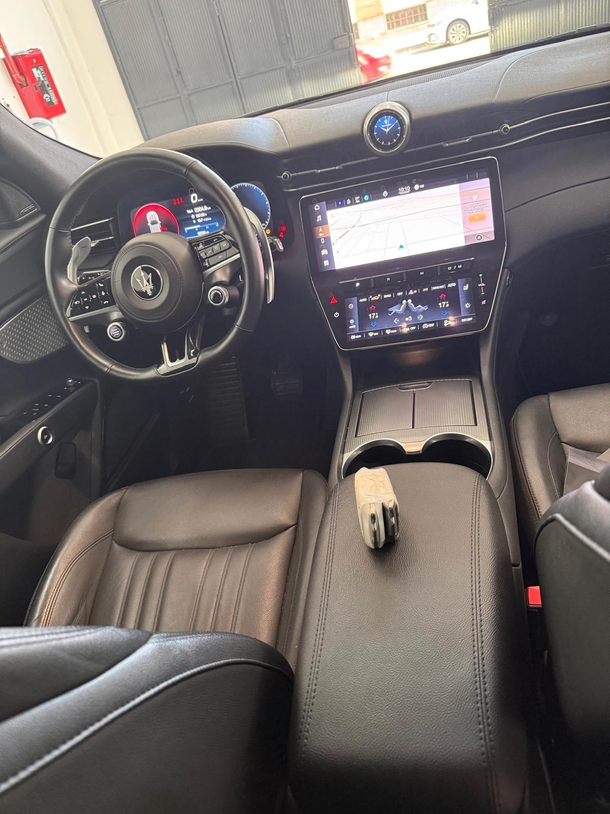 Maserati Grecale MHEV 300 CV AWD GT