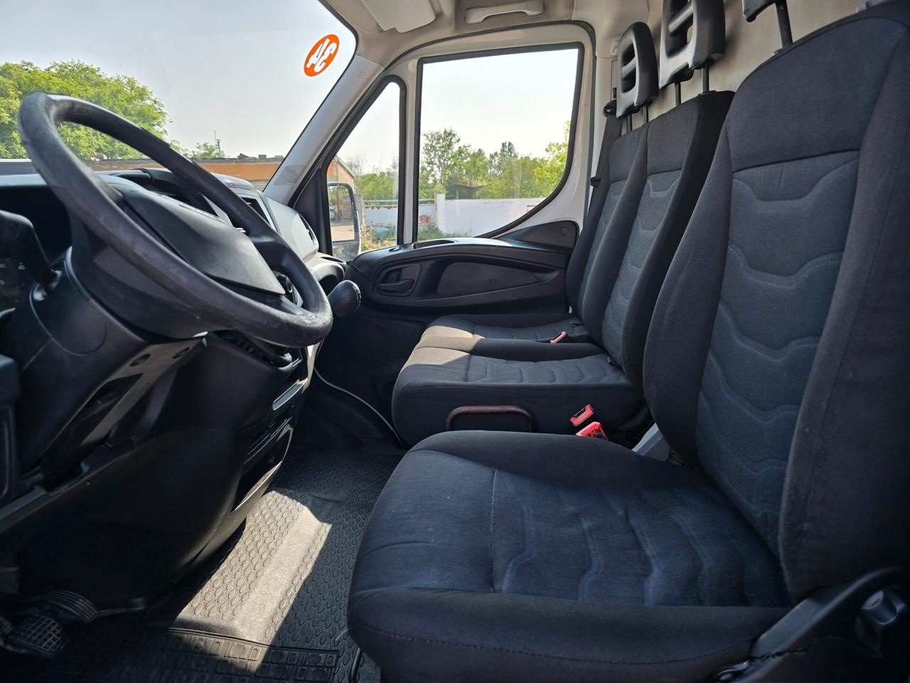 Iveco Daily 2.3 Cabinato