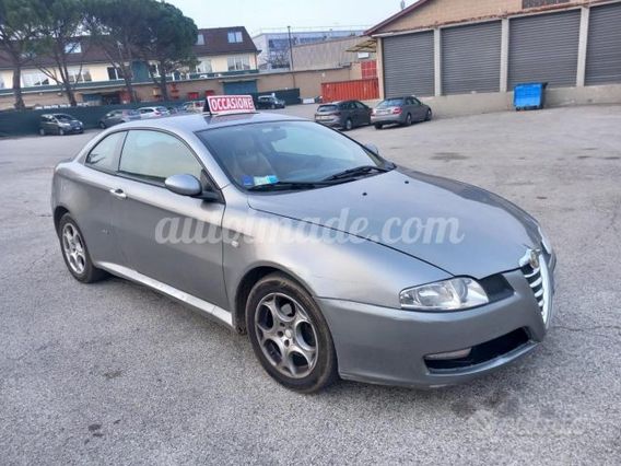 ALFA ROMEO GT 1.9 MJT 16V Distinctive