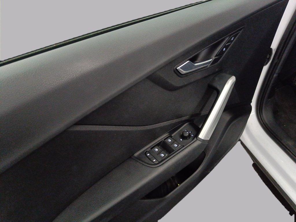 AUDI Q2 30 2.0 tdi business del 2025