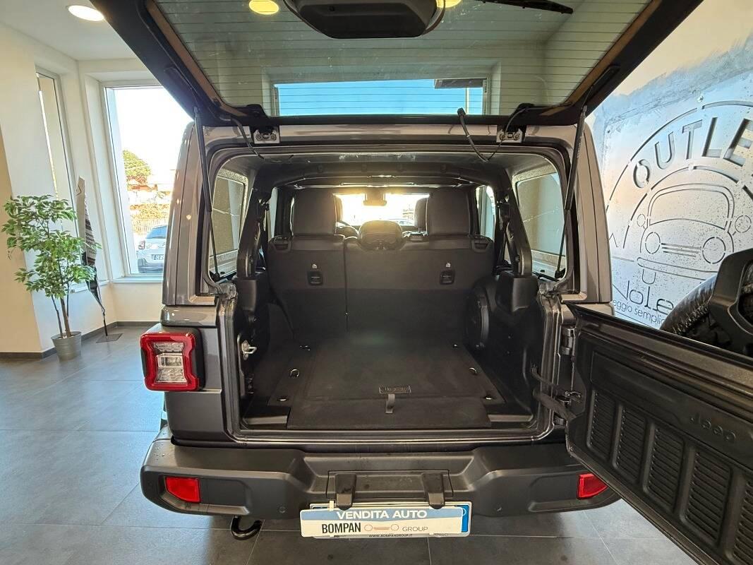 Jeep Wrangler Unlimited 2.2 mjt II Sahara auto