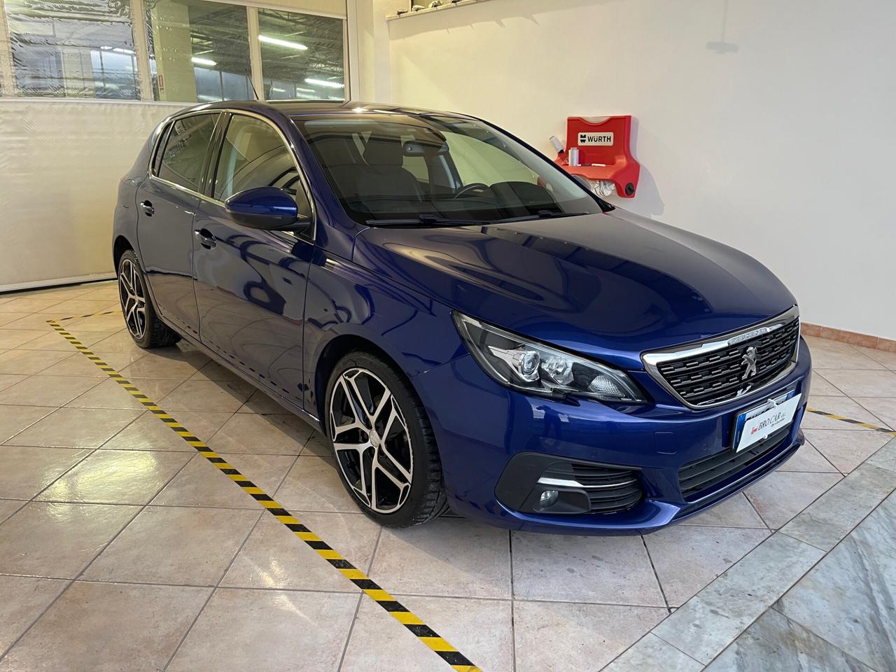 Peugeot 308 BlueHDi 120 S&S EAT6 Allure