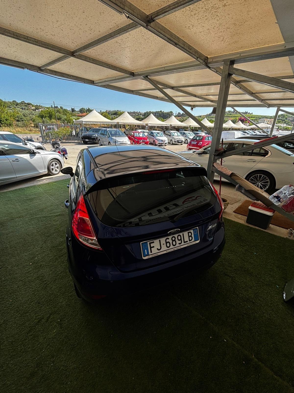 Ford Fiesta 1.5 TDCi 75CV 5 porte ST-Line