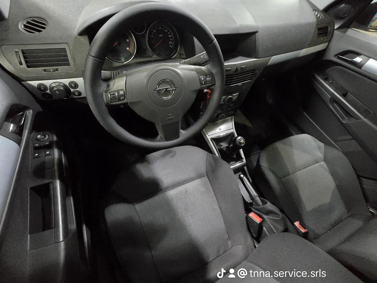 Opel Astra GTC 1.3 CDTI 3 porte Enjoy