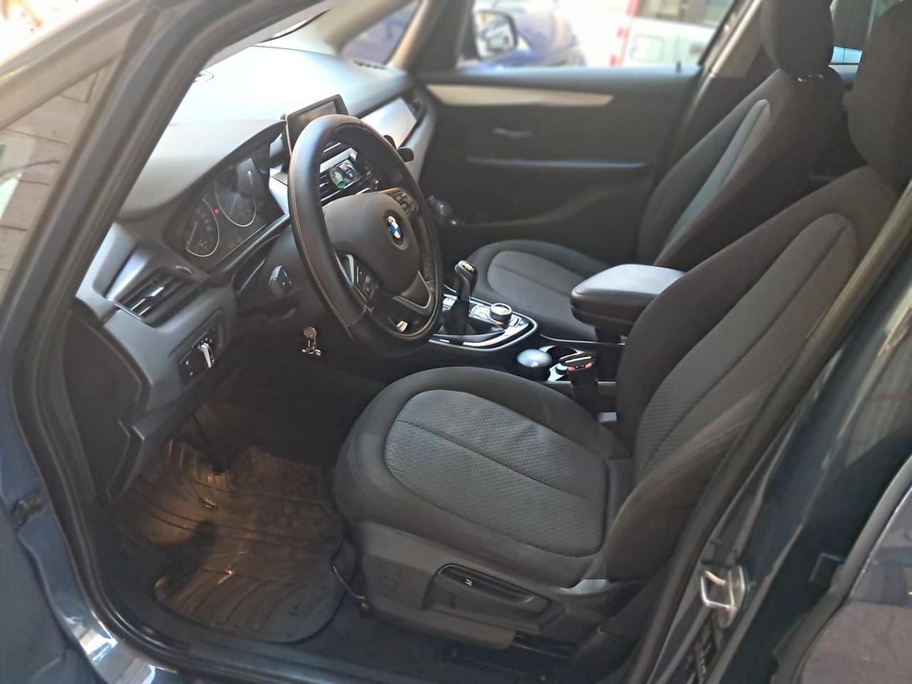 Bmw 216 216d Active Tourer-Solo89000km-EURO15990