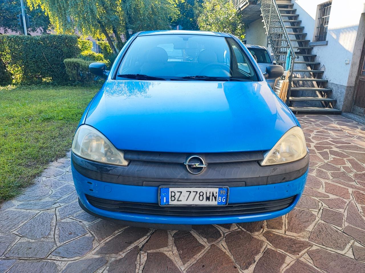 Opel Corsa 1.0 benz euro 4 neopatentati