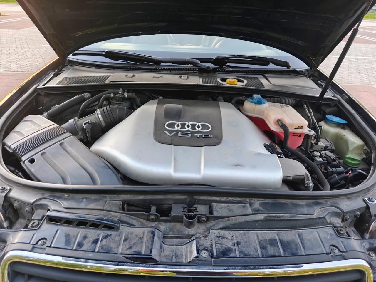 Audi A4 Cabriolet 2.5 v6 passaggio incluso