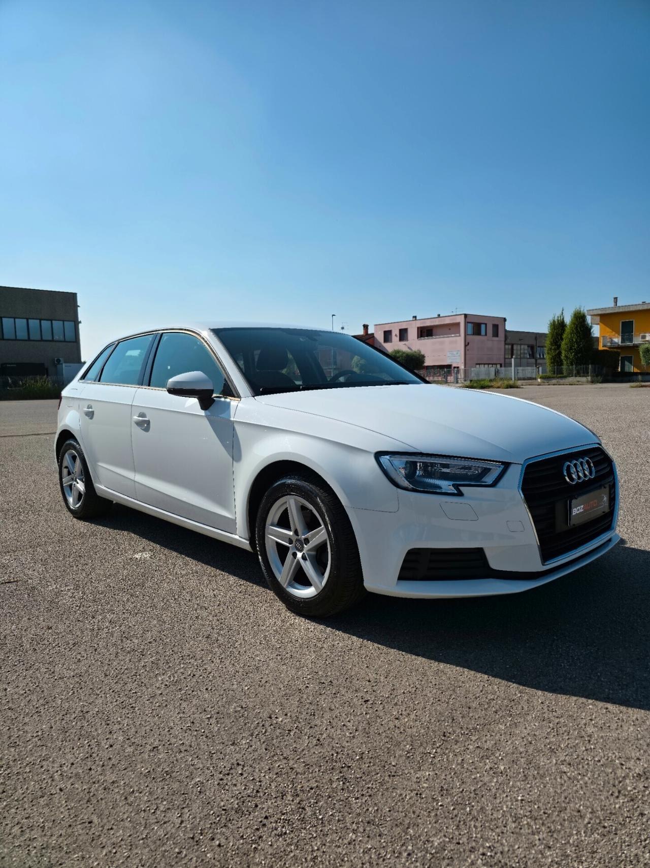 Audi A3 30 G-Tron S Tronic Sport Tagliandata Ufficiale Audi