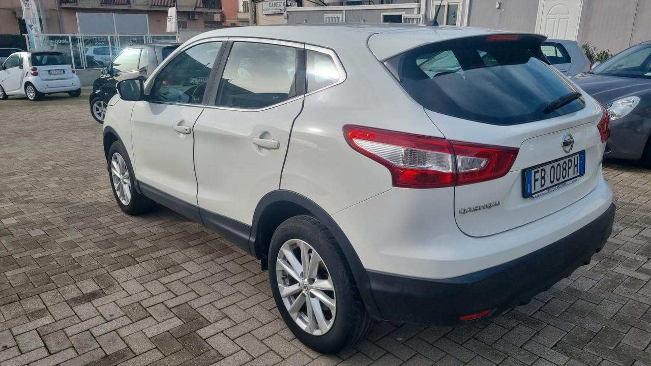 Nissan Qashqai 1.5 dCi Visia