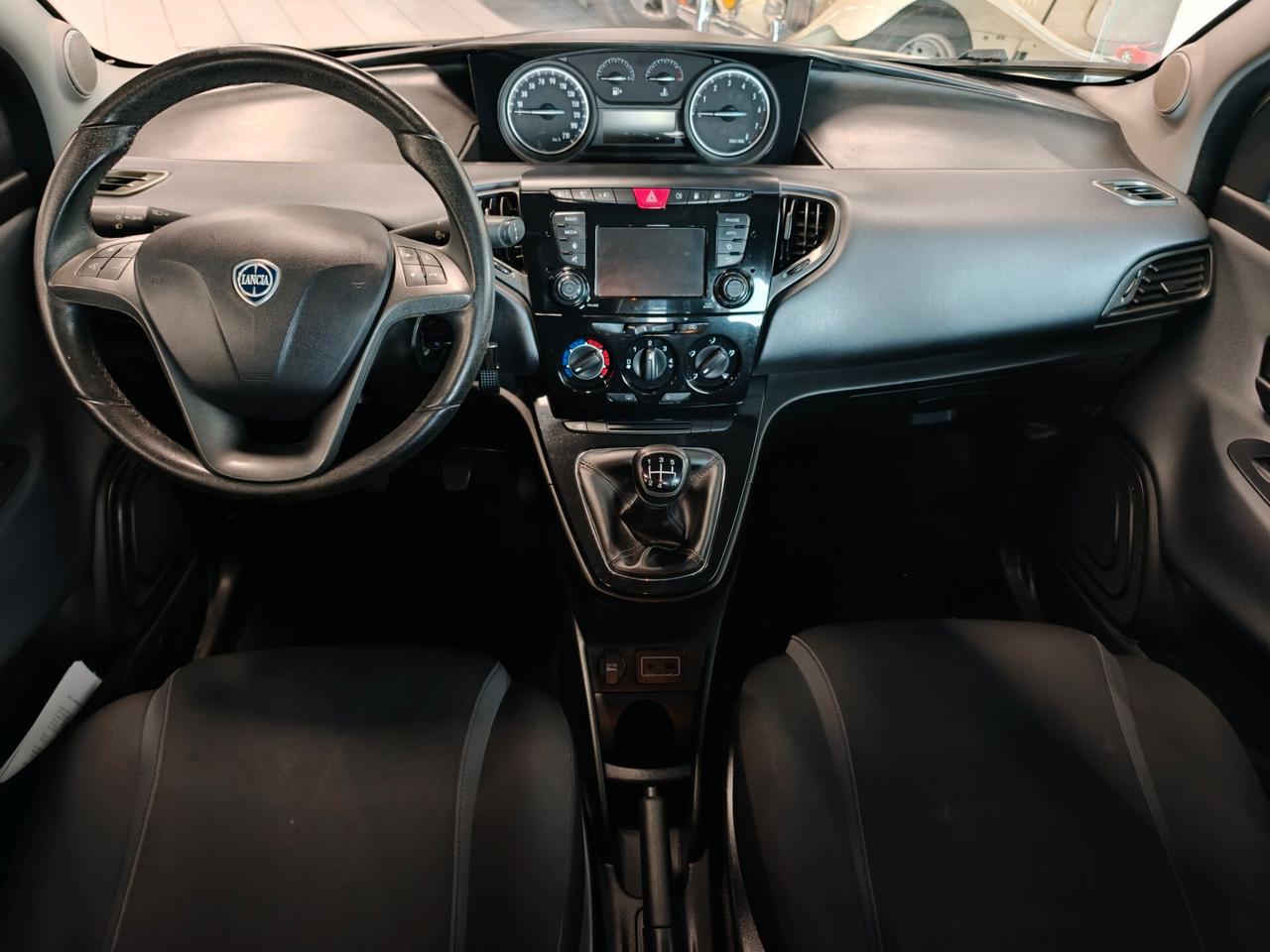 Lancia Ypsilon 0.9 TwinAir 85 CV 5 porte Metano Ecochic Gold