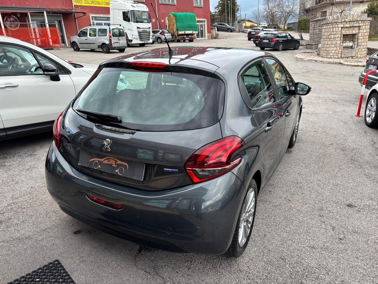 Peugeot 208 BlueHDi 75 5 porte Allure