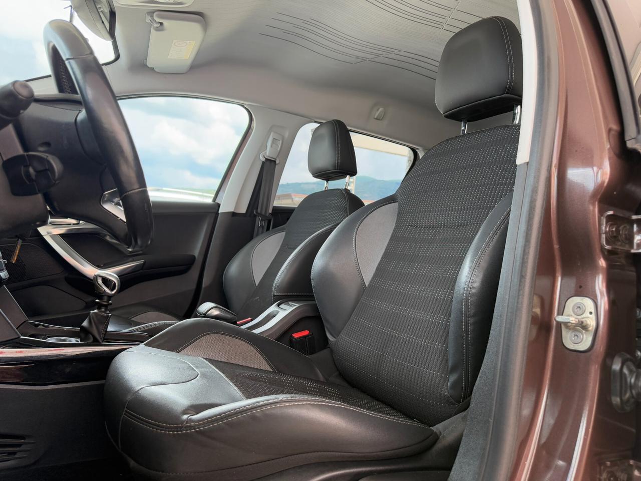 PEUGEOT 2008 ANNO 2015 1.6 DIESEL 120 CV