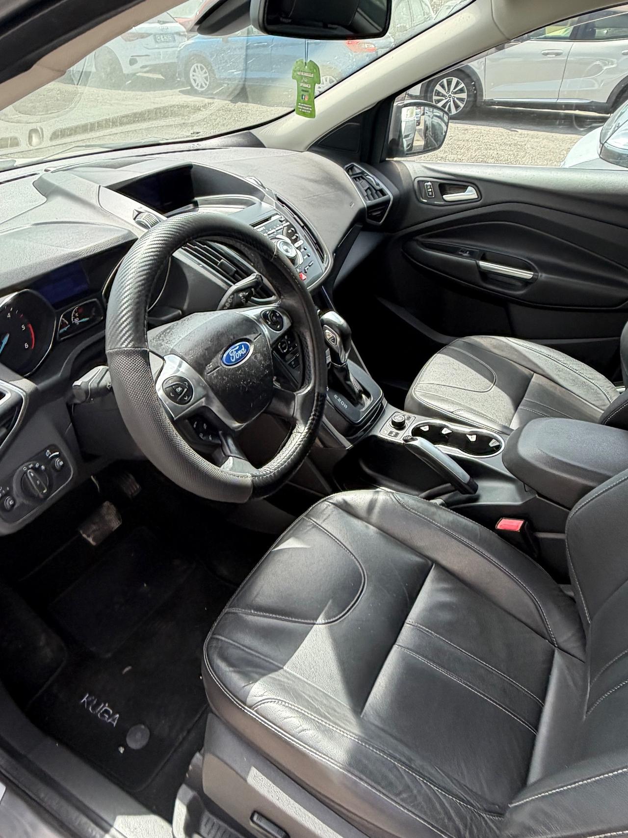 Ford Kuga 2.0 TDCI 140 CV 4WD Powershift