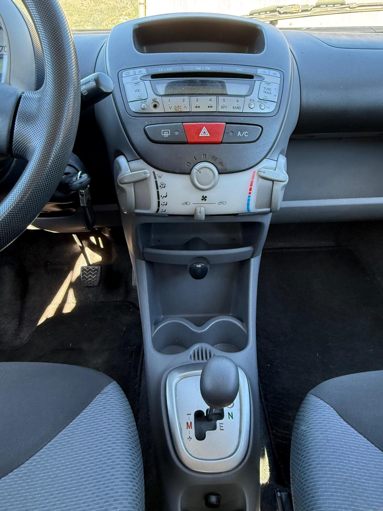 Toyota Aygo 1.0 12V VVT-i 5 porte Sol