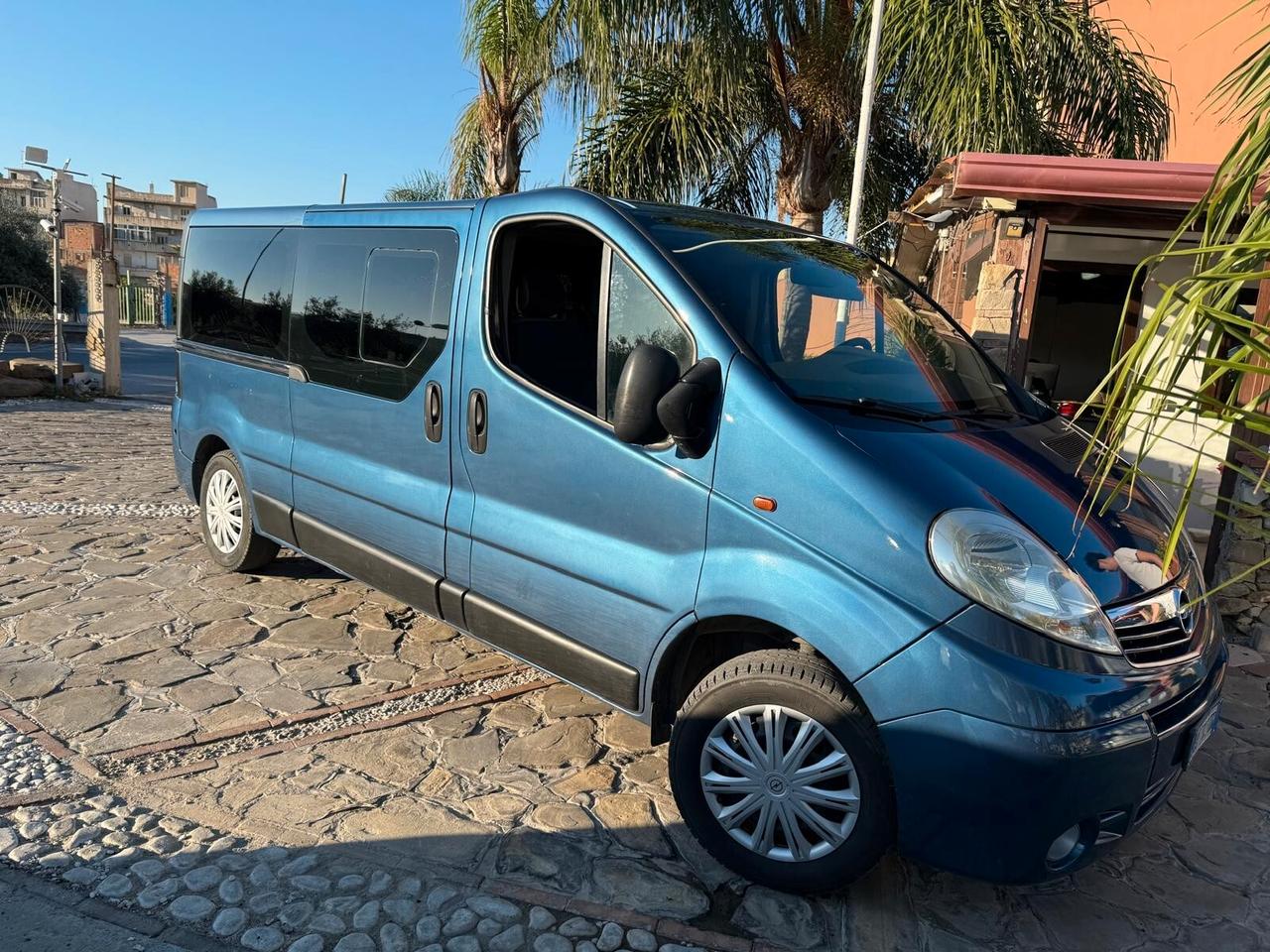 Opel Vivaro 29 2.0 CDTI 120CV PC-TN Combi 9 posti Easytronic