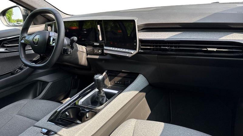 Renault Austral 2023 1.2 mild hybrid advanced 130cv Evolution