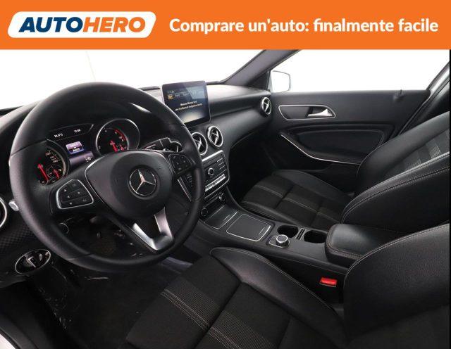 MERCEDES-BENZ A 200 d Automatic 4Matic Sport