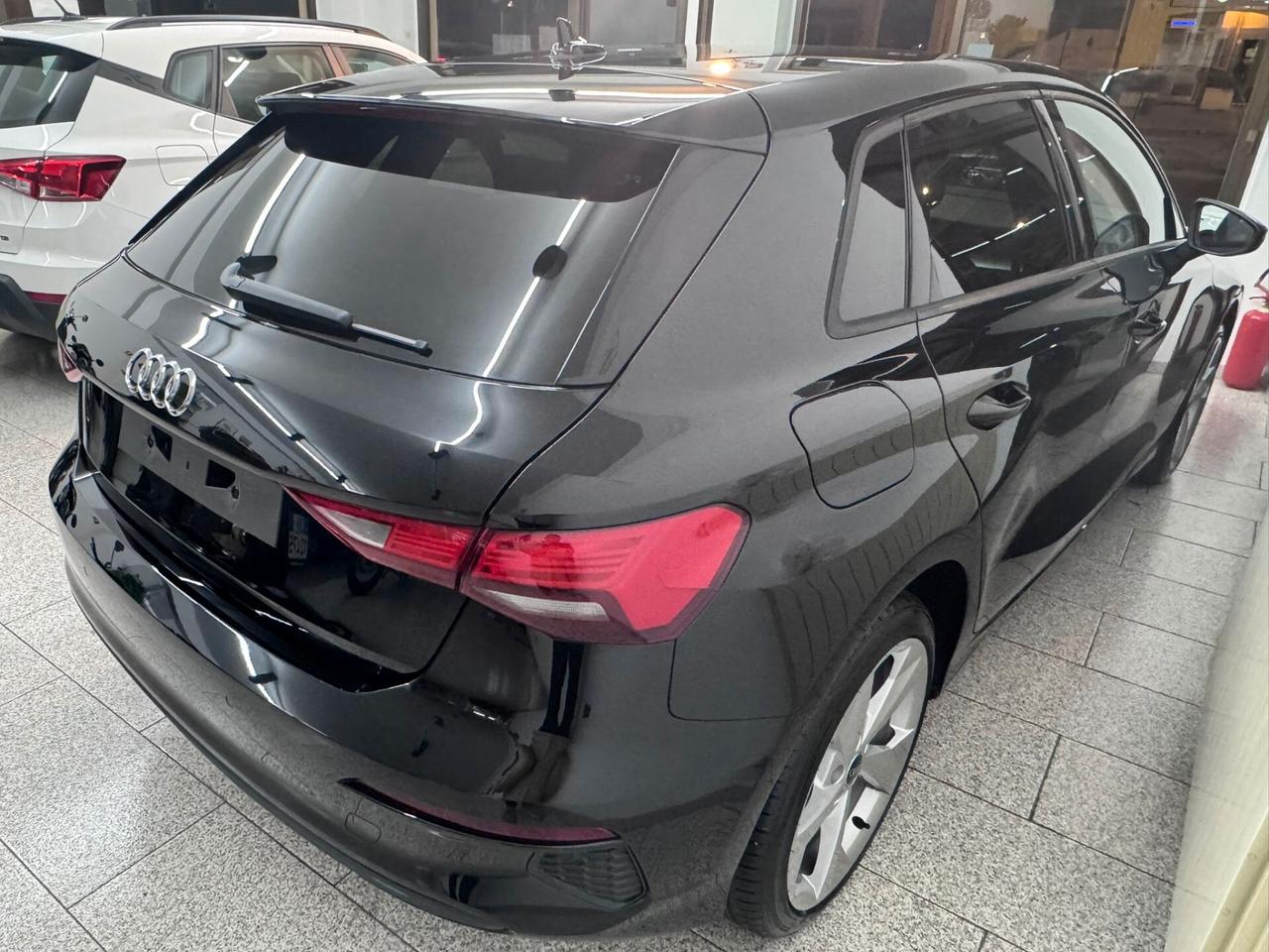 Audi A3 SPB 30 g-tron S tronic Business METANO UNIPROPRIETARIO