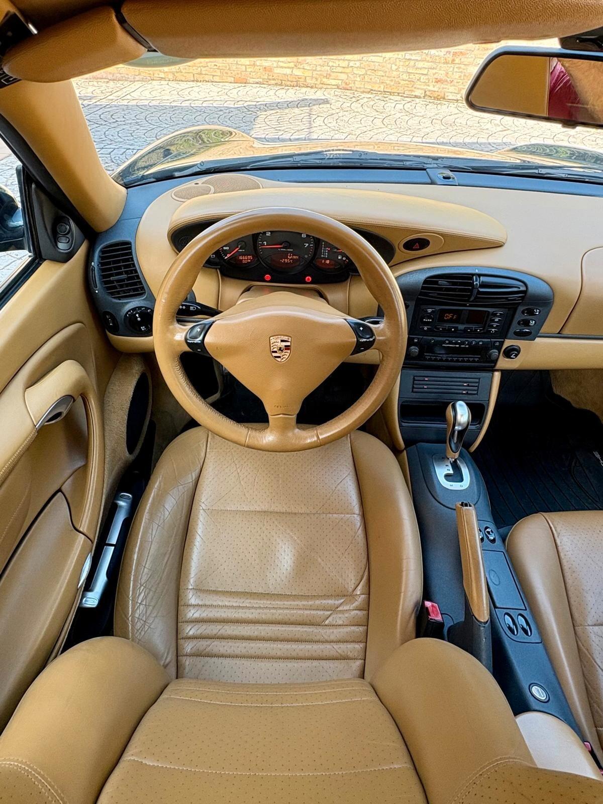 Porsche 911 - 996 Carrera 4 cat Coupé