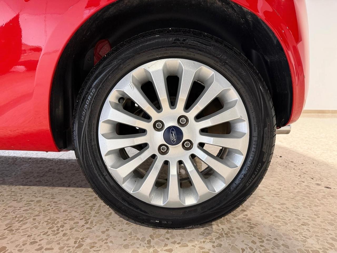 Ford Ka 1.2 8V 69CV Titanium