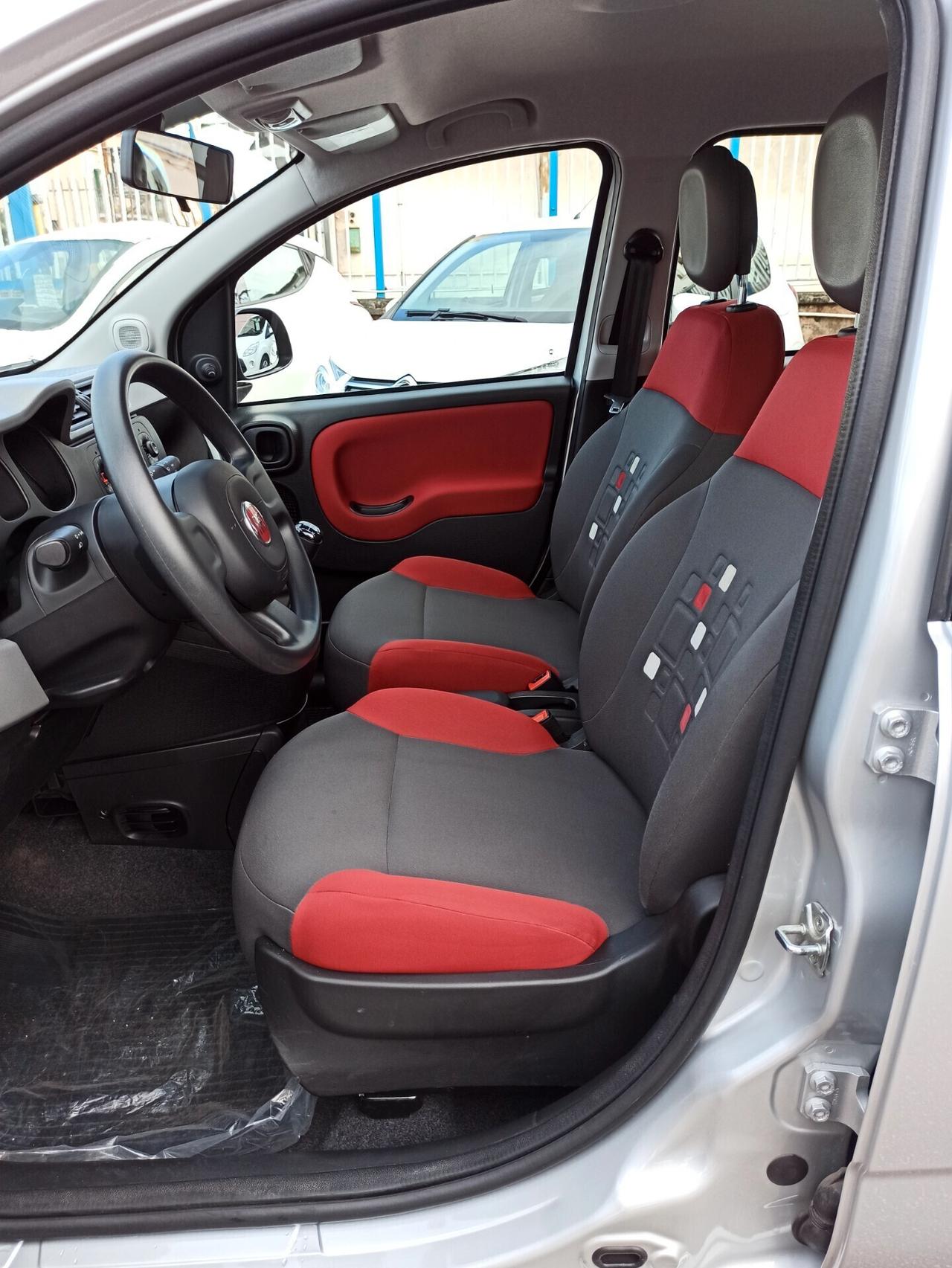Fiat Panda 1.2 69 cv Easy Km. 21000 pari al nuovo!!!!!