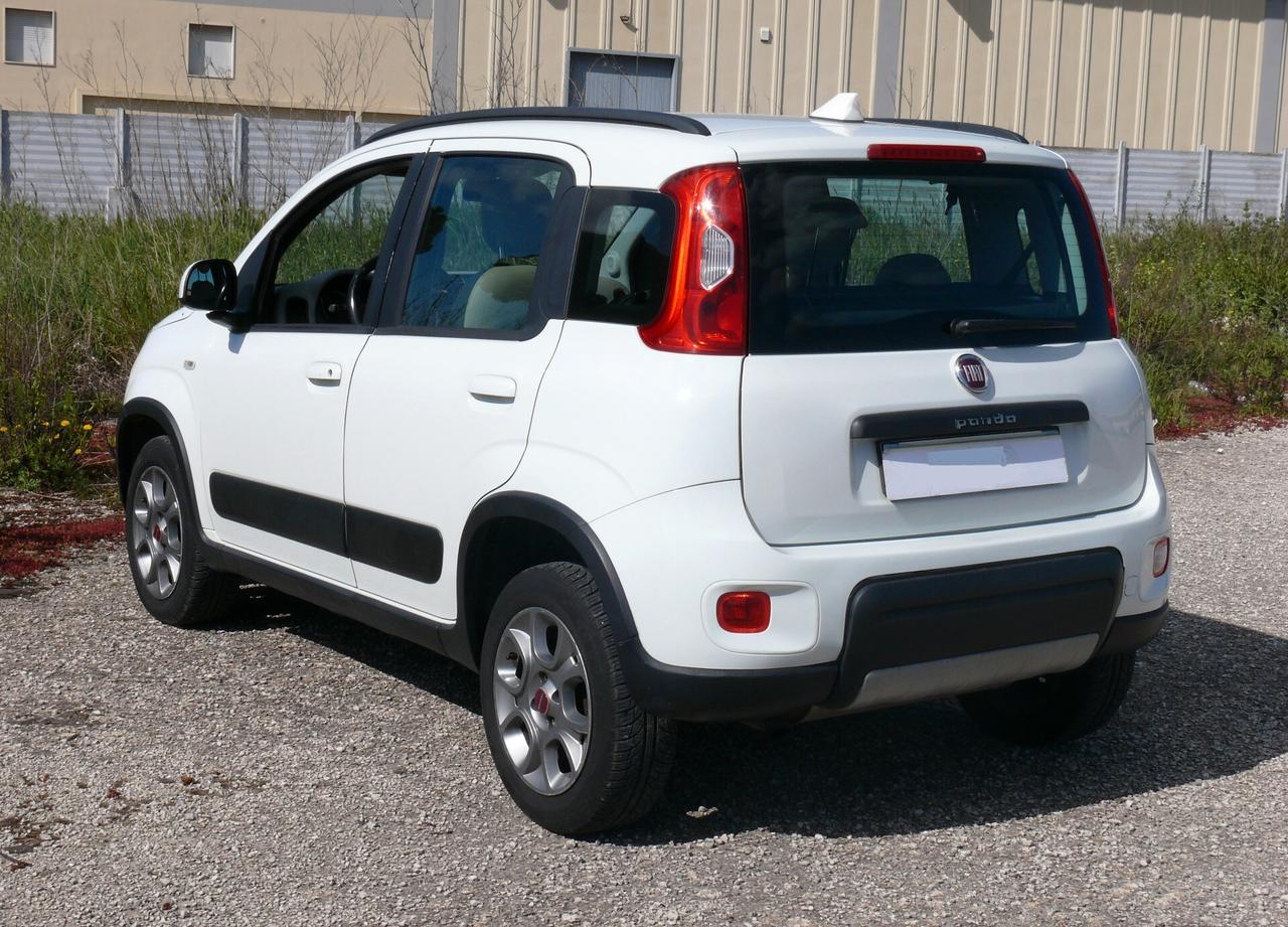 Fiat Panda 1.3 MJT 95 CV S&S Trekking